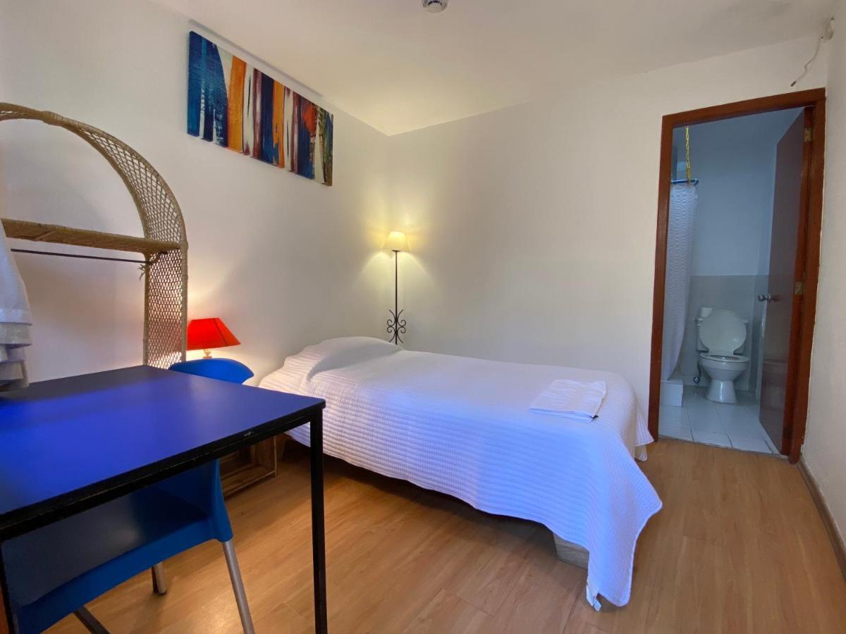 Hostal Alcala Quito Bagian luar foto