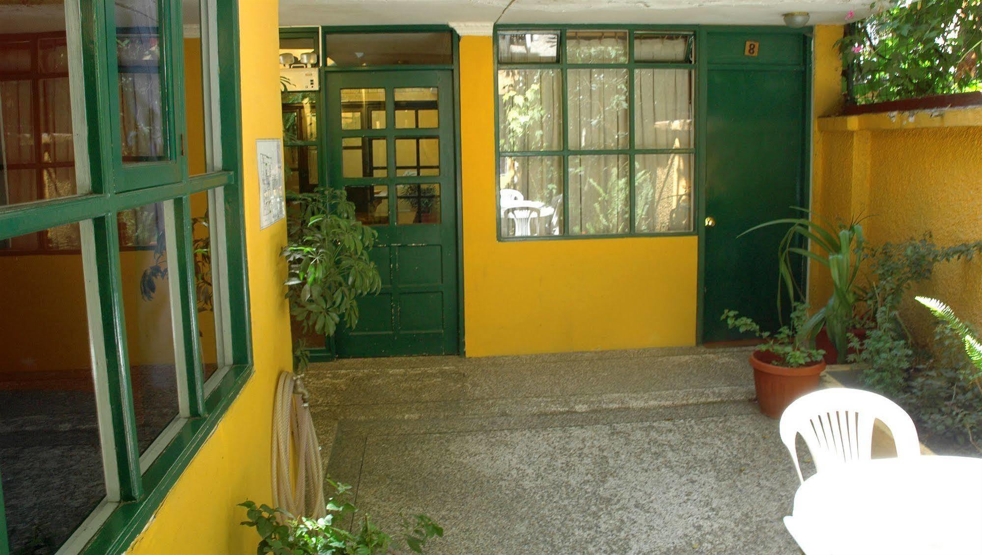 Hostal Alcala Quito Bagian luar foto