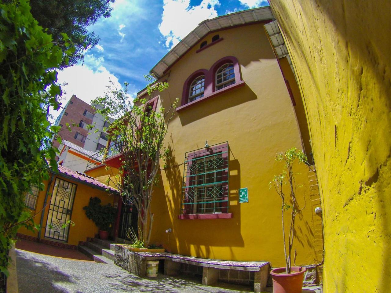 Hostal Alcala Quito Bagian luar foto